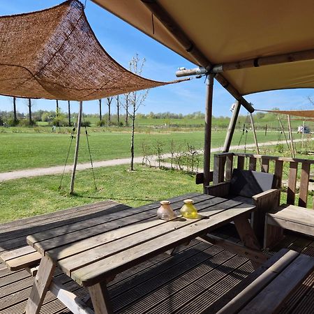 De Hazelaarshof Luxe Glampingtent Bij Natuurgebied De Millingerwaard Kekerdom Exterior photo